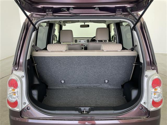 【トランク】積み込みやすくて、たっぷり積める荷室です。シートアレンジできるものは、乗車人数と荷物の量や大きさによってシートを動かすことができるので、より快適なドライブが可能です！