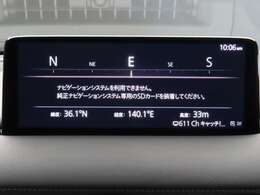 ナビ用のSDカードは付いておりませんので、別途ご購入頂くか、携帯電話と連動させてお使い頂くことをおすすめ致します。