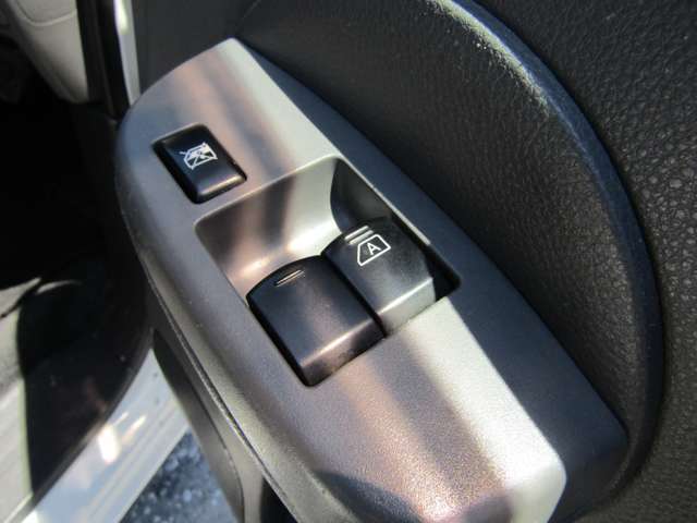 掲載車以外にもホームページに在庫多数御座います●検索キーワード●ロープライスカー●で検索！全車メーター管理システム採用●
