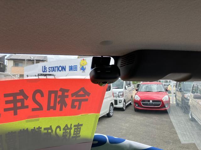 万が一の際の動画や静止画記録に役立つフロントドライブレコーダーを装備！
