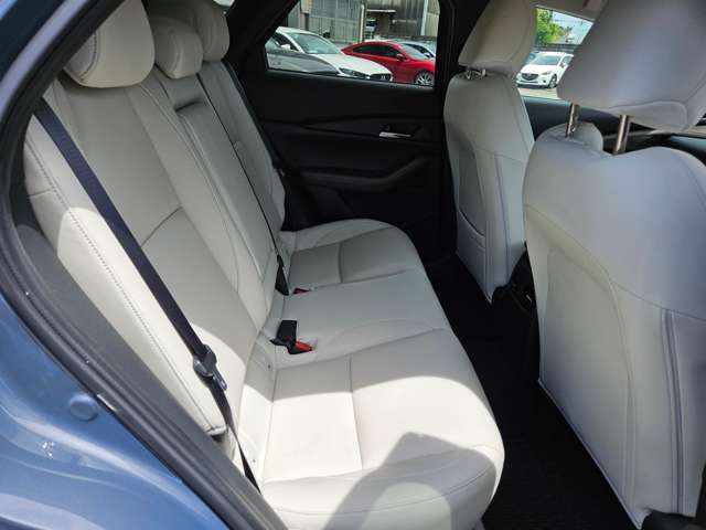 【車内ルームクリーニング済】展示前に内装・外装をプロがしっかりとクリーニングしております。