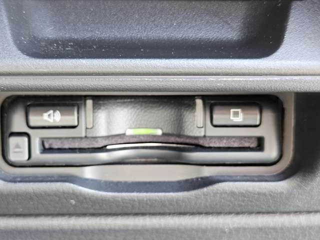 【ETC装着】再セットアップ後高速道路の料金所をノンストップで通過できて大変便利です。