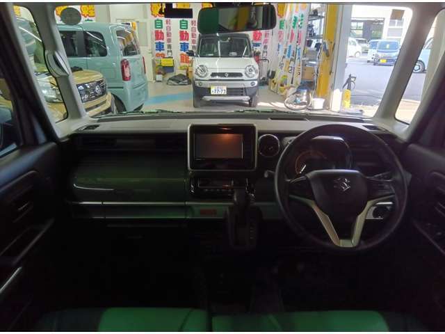 各メーカーの軽自動車をじっくり比較できるのも当店のポイントです！