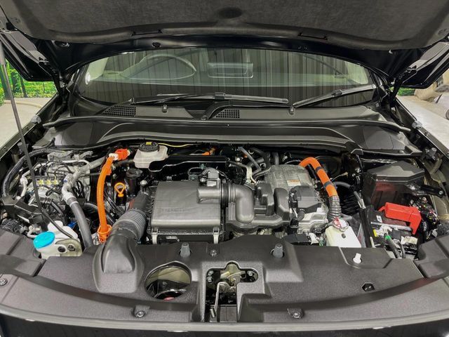 親切・丁寧な専門メカニックスタッフが応対！・車検・点検整備・事故等の修理などアフターサービスも安心。お車のカスタマイズもネクステージのサービススタッフまでご相談ください！