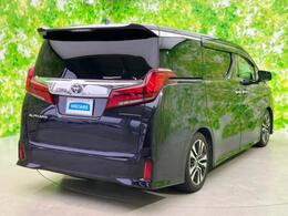 全国に店舗を展開しているのでどこでもお取り寄せが可能です！この車が気になるけど遠方だから・・・と諦める必要はありません！※別途陸送費が必要です。