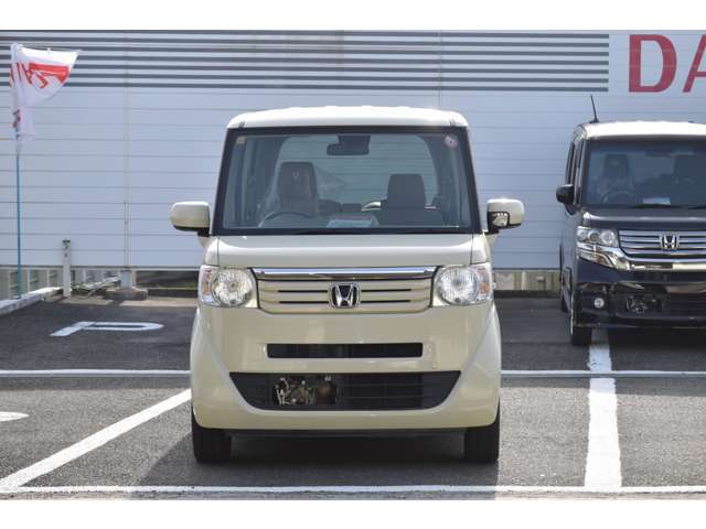 ご納車時はお引き取りをお願いしております。陸送をご希望の際は詳細ご住所をお聞きして別途算出させて頂きます。