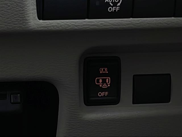 【運転席操作部】快適なドライブを楽しむための機能が装備されています！運転席から触れるので、使いやすいです！除菌プランいれていただくと、さらに清潔で安心していただけます！