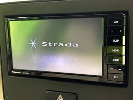 【ナビゲーション】使いやすいナビで目的地までしっかり案内してくれます。各種オーディオ再生機能も充実しており、お車の運転がさらに楽しくなります！！