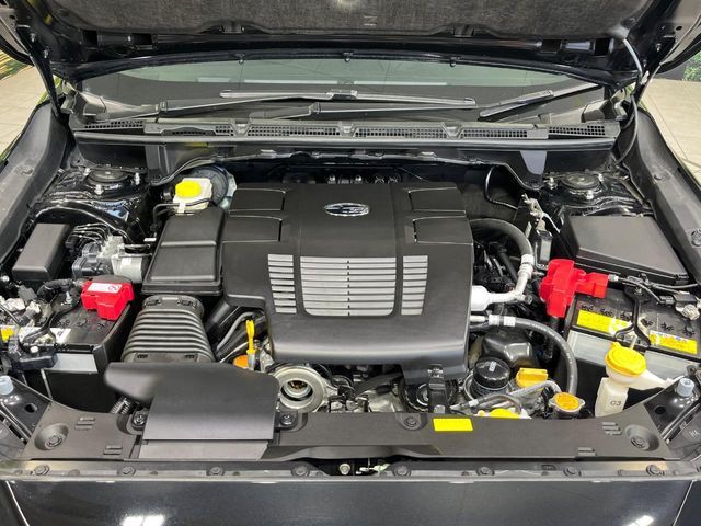 親切・丁寧な専門メカニックスタッフが応対！・車検・点検整備・事故等の修理などアフターサービスも安心。お車のカスタマイズもネクステージのサービススタッフまでご相談ください！