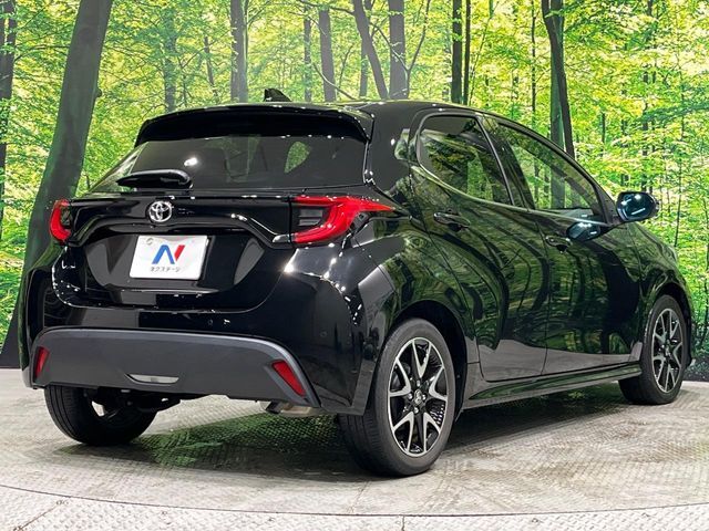 ☆全国のネクステージからお取り寄せが可能※！遠方の店舗に展示してあるクルマが気になる場合も、最寄りの店舗でご覧いただくことが可能です！是非私たちに要望をお聞かせください！※別途費用