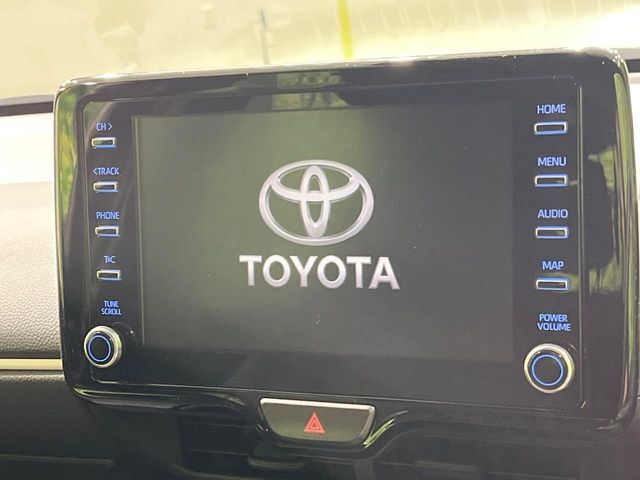 【8型ナビ機能付きディスプレイオーディオ】ナビ機能搭載の他、お持ちのスマートフォンと連携して、ナビやbluetoothでの音楽再生が可能です♪デザインはもちろん操作性も良好！