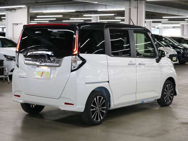 遠方（九州、沖縄除く）のお客様でも陸運局に持ちこまずに名義変更可能ですので店頭納車の場合は余計な諸費用も頂いておりません。遠方陸送納車も格安にてご納車可能です☆自走の場合は交通費相当でお届けも可能です