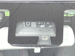 【スズキ　セーフティサポート】走行中に前方の車両等を認識し、衝突しそうな時は警報とブレーキで衝突回避と被害軽減をアシスト。より安全にドライブをお楽しみいただけます。