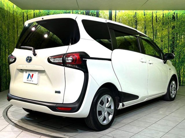 ☆全国のネクステージからお取り寄せが可能※！遠方の店舗に展示してあるクルマが気になる場合も、最寄りの店舗でご覧いただくことが可能です！是非私たちに要望をお聞かせください！※別途費用