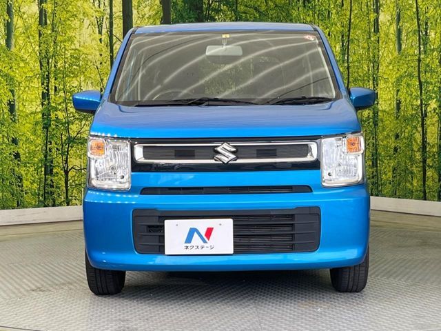 弊社では、全車『修復歴なし』のお車のみ取り扱っております。専任バイヤーによる厳選した仕入れの後、入庫後の車両チェックを行い、ネクステージが認定した高品質な中古車をご提供しております。