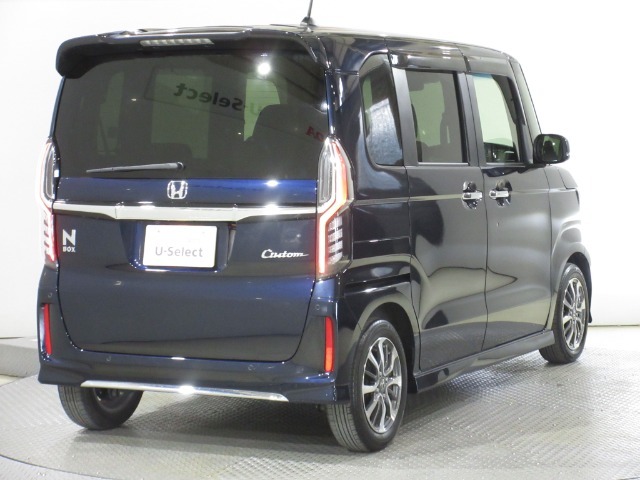 ボディクリーニング後、愛車をピカピカの状態へ保護するコーティング「ブライトパック」がおススメです！水垢がつきにくく、手入れがしやすくなりますよ！いつも愛車をきれいにしておきたい方におススメです。