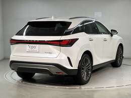 上質で洗練された快感の走りをご体感ください。