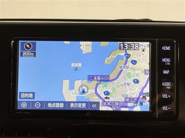 嬉しいバックモニター付き！駐車が苦手な方でも安心♪