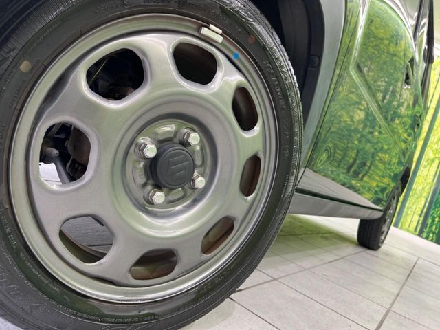 【15インチホイール】外観にマッチしたアルミホイールを装着しております。各種アルミホイールや、スタッドレスタイヤも取扱いしております。是非ご相談ください♪