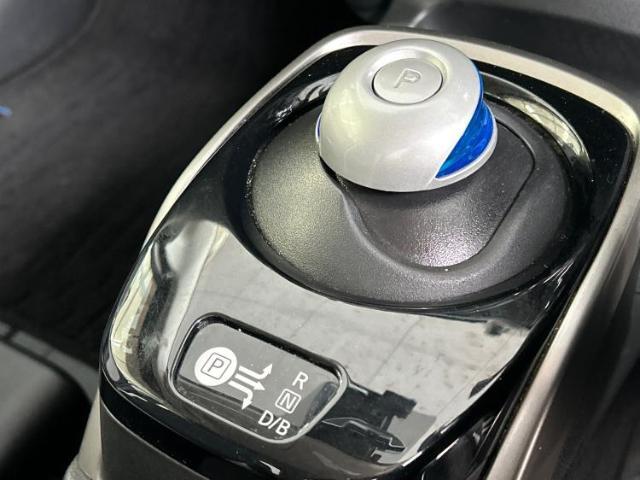 国産車から輸入車まで多様なお客様のニーズのお応えできるように、全国規模で豊富な在庫展開！車のことならWECARSへ！