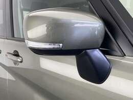 【ドアミラー】大きくて見やすいので、後方を見るときも安心です！