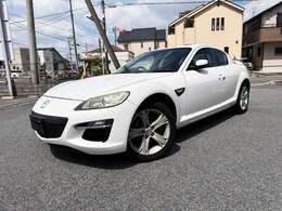 AT車には珍しく、社外マフラー入ってます。Rマジック、圧縮測定済みです。結果は後日写真でアップします。