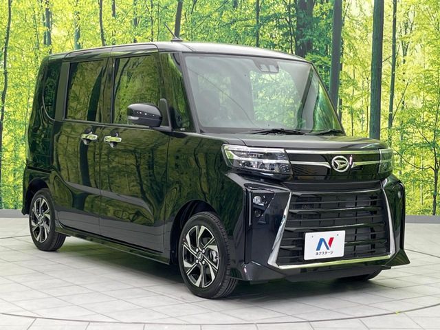 大好評のボディコーティング「弾スプラッシュコート」もご納車までに施工可能。通常のガラスコートと異なる、耐久年数6年の無機質ガラスコーティングが、ボディをキレイな状態に保ってくれます。