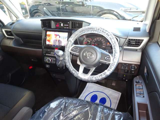 スマートアシスト・車線逸脱警報・レーダークルーズ・コーナーセンサー・両側パワースライドドア・アイドリングストップ・ドライブレコーダー