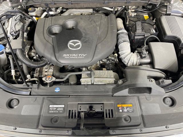 親切・丁寧な専門メカニックスタッフが応対！・車検・点検整備・事故等の修理などアフターサービスも安心。お車のカスタマイズもネクステージのサービススタッフまでご相談ください！