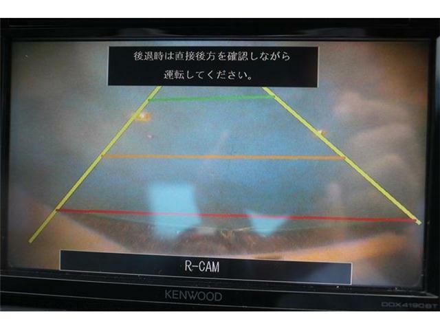 【ガイドライン付バックカメラ】駐車時は車両後方の安全をモニターで確認することができます♪無料お問い合わせ番号0078-6040-7864まで！