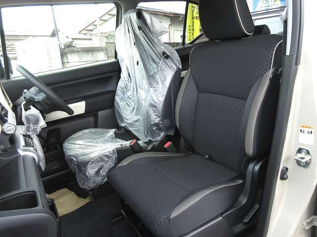スズキ クロスビー 1.0 ハイブリッド MZ 2024年 4キロ (栃木県