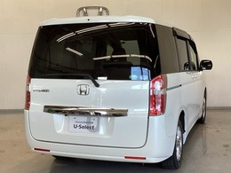 【Honda認定中古車 U-Select】　は3つの安心をお約束します。　1　Hondaのプロが整備した安心。 2　第三者機関がチェックした安心。　3　購入後もHondaが保証する安心。