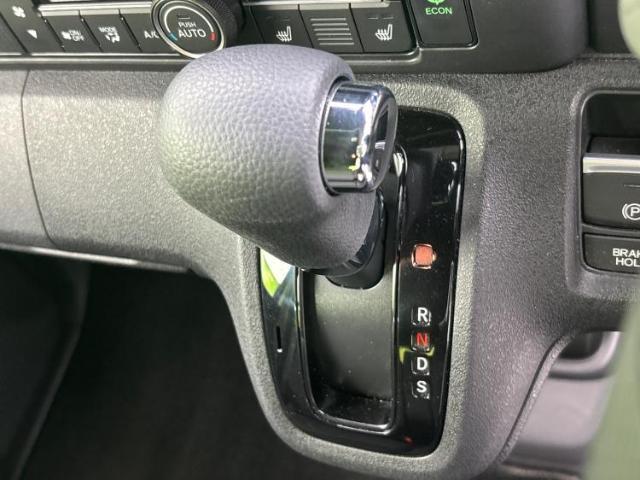 国産車から輸入車まで多様なお客様のニーズのお応えできるように、全国規模で豊富な在庫展開！車のことならWECARSへ！