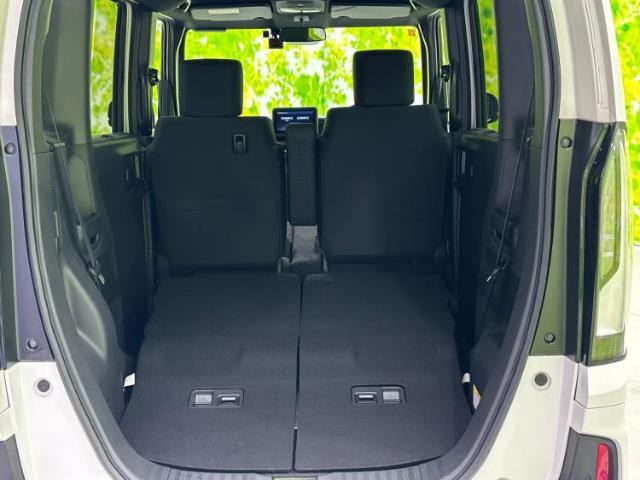 WECARS（ウィーカーズ）は全国250店舗展開！お客様が安心してカーライフをお楽しみいただけるよう社員一同心を込めてサポートいたします。