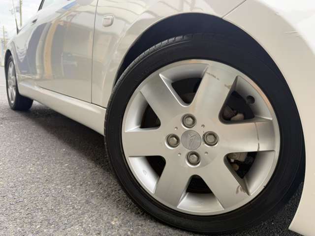 ピュアキーパー(ポリマーコーティング)施工店です！3ヶ月に一度、洗車とご一緒にくり返し施工すると塗装のキレイがどんどん増していき被膜が強くなっていきます詳しくはキーパー技術認定店アイエスオートまで☆