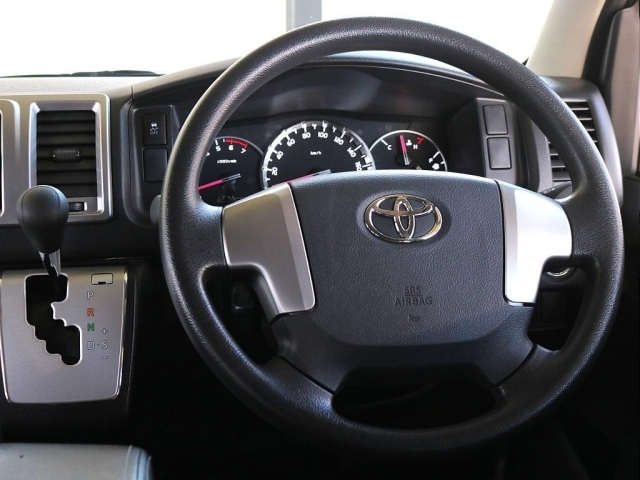 純正ステアリング