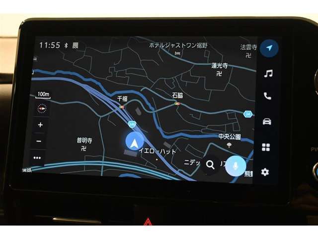 休日のドライブも簡単操作で目的地を設定でき、迷わず目的地まで案内してくれるナビゲーションです♪