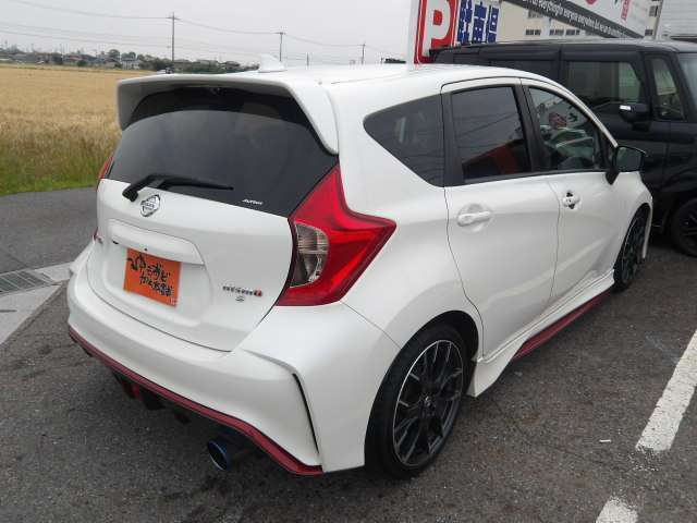 後右斜めからです。