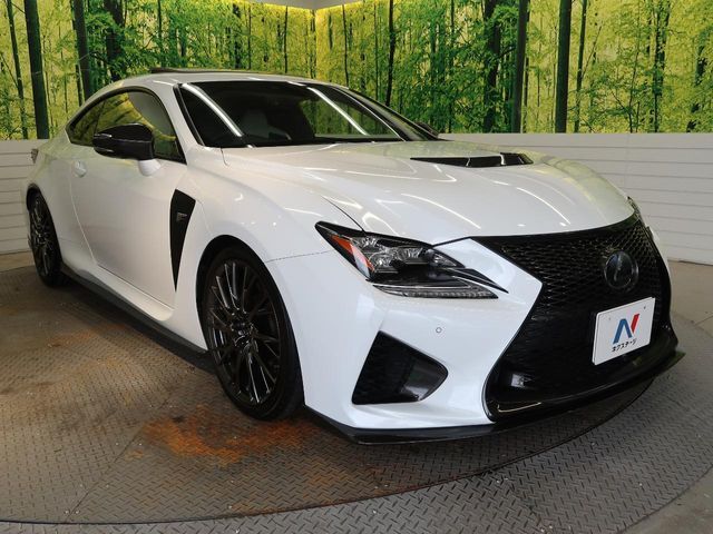 大好評のボディコーティング「弾スプラッシュコート」もご納車までに施工可能。通常のガラスコートと異なる、耐久年数6年の無機質ガラスコーティングが、ボディをキレイな状態に保ってくれます。