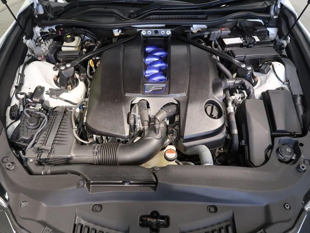 親切・丁寧な専門メカニックスタッフが応対！・車検・点検整備・事故等の修理などアフターサービスも安心。お車のカスタマイズもネクステージのサービススタッフまでご相談ください！