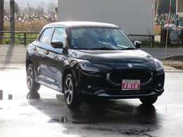 スズキコネクトが装備されてます。運転中の分からない事などはメーカーの方と直接連絡がとれて、お客様のお車の状態もメーカーが把握できる安心のシステムです。