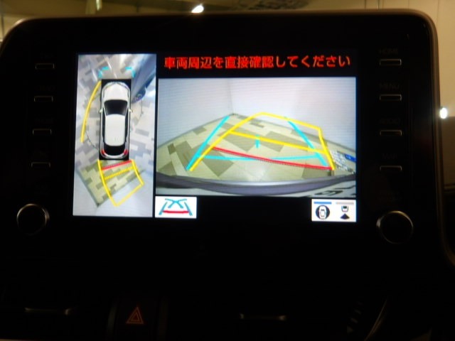 全方位のバックカメラの画像です。ガイドラインがスムースな車庫入れをサポートいたします！車庫入れの安心感がアップしますね☆
