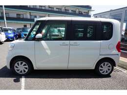 当店はお客様のペースでお車をご覧いただける展示場作りを心がけております。過度な声掛けなどは行いません。ご不明な点がありましたらお気軽にお問い合わせください。