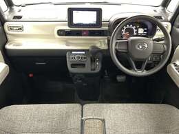 【インパネ全体】『インパネ全体』の画像になります。写真の内容に関してご不明点、ご質問等がございましたらお気軽にガリバー店舗までお問い合わせください。