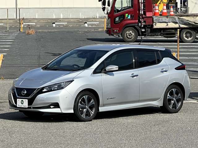 魅力の低走行10，600km！！