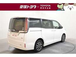 「中古車ハイブリッド保証」付き。ハイブリッド機構を無償で保証します。保証期間は、初度登録年月から10年目まで、またはロングラン保証が終わってから3年間。ただし累計走行距離が20万km以内です。