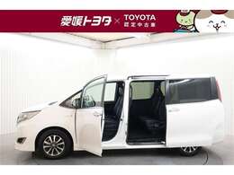 室内外はもちろん、シートを外してニオイの元となるフロアカーペットまで消臭・除菌を実施。中古車を気持ちよくお乗りいただけるクリーニングサービスです。詳細は販売店スタッフまでおたずねください。