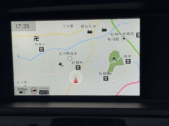 ナビ付ですのでベンツのドライブのサポートやより一層の楽しいドライブを楽しめるように活躍してくれますよ。