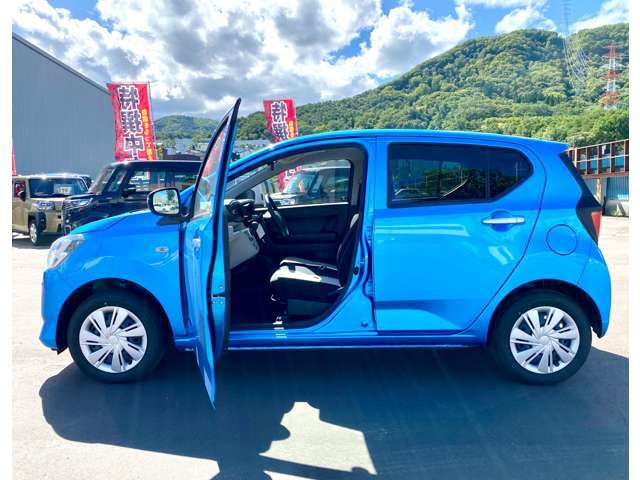 カーナビ・ETC・エンジンスターター・ドライブレコーダーなど、ご希望にお応えできるよう、オプション多数取り揃えております。おクルマのことなら何でもお任せください！