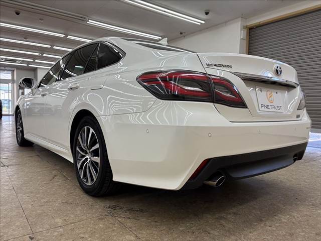 店舗敷地内に駐車スペースもございます。お車でのご来場をお考えの方はご安心ください♪